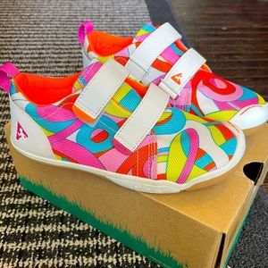 NIB PLAE size 1, the absolute cutest! ✨washable!✨